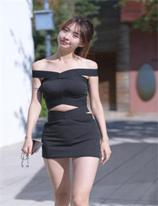 拍戏时滑进去了 H爽文-美女体艺术